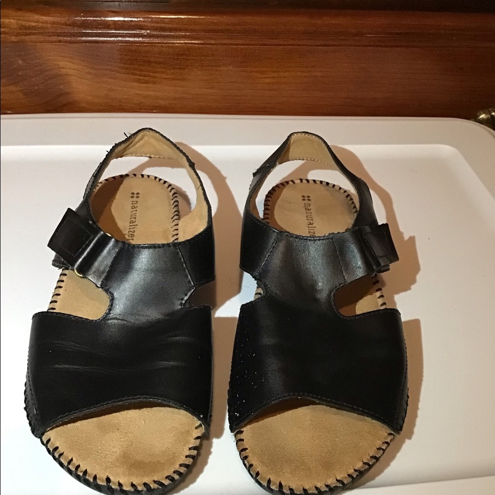 Naturalizer Flat Velcro Sandals